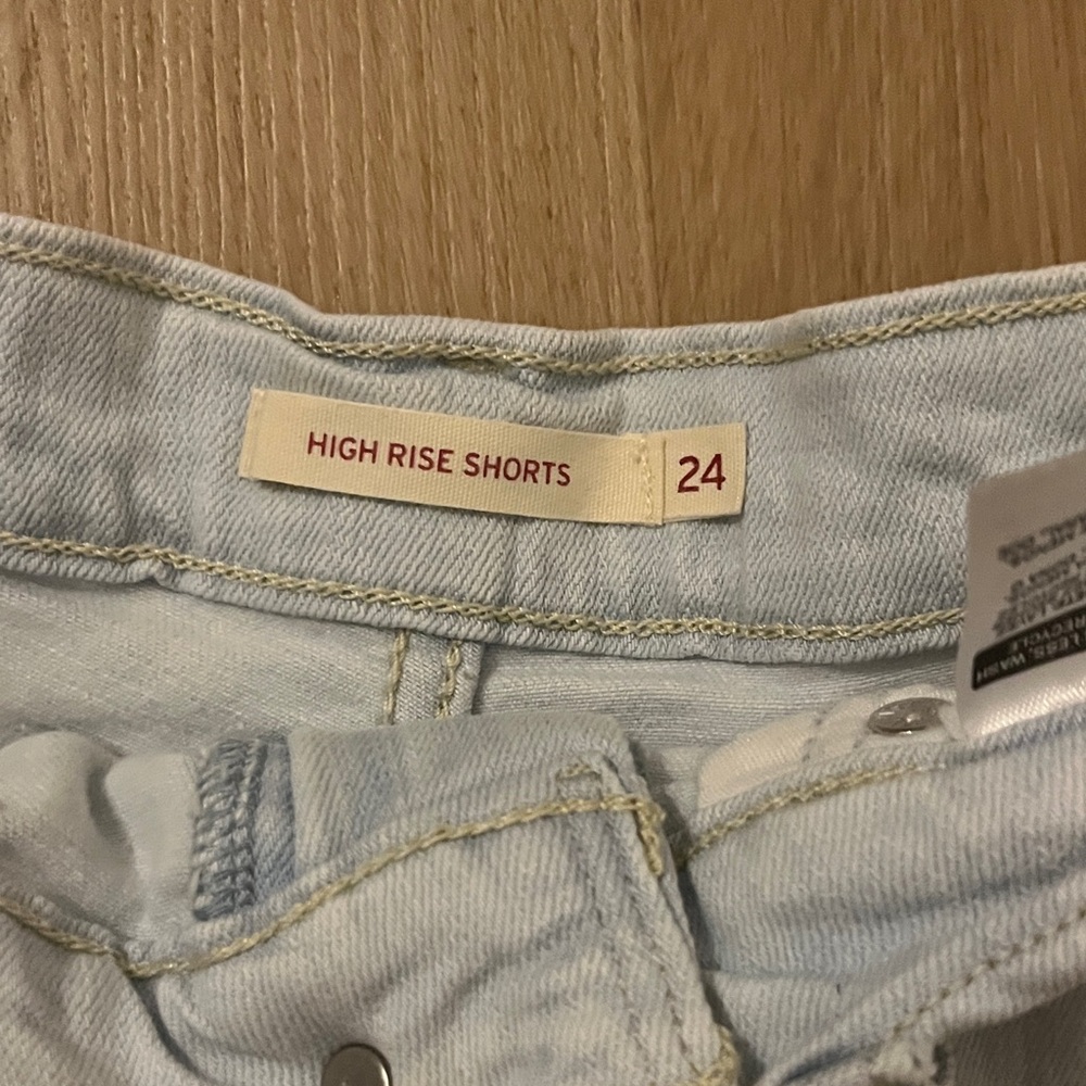 Levi's Blue Jeans and Light Blue Cutoff Shorts Bundle - Picture 7 of 7